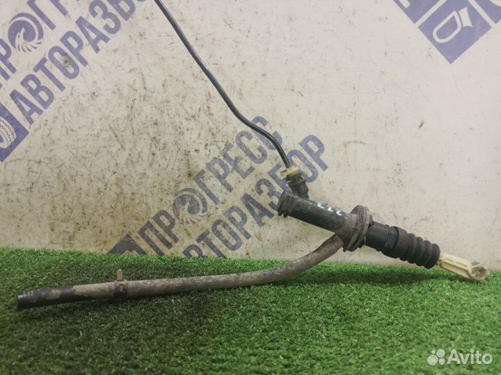 Главный цилиндр сцепления Renault Fluence седан