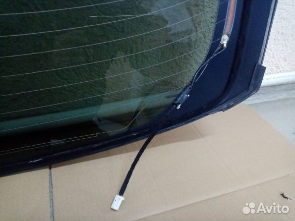Lexus NX Стекло в крышку багажника