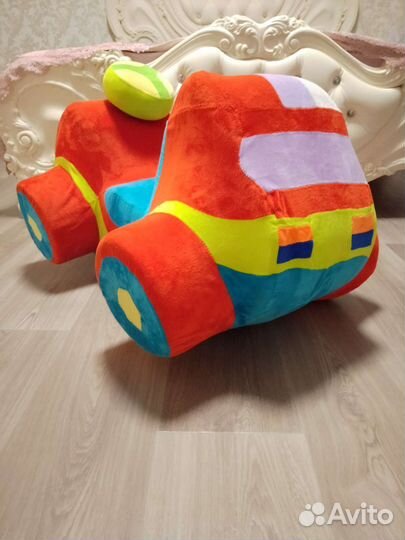 Мягкое кресло машинка