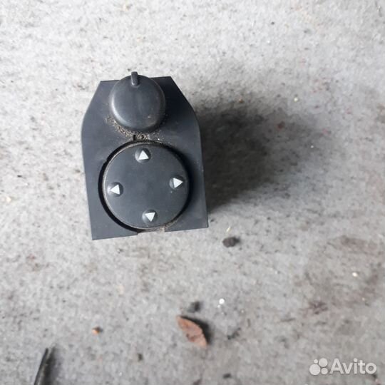 Блок управления регулировки зеркалами Ауди А4Б5