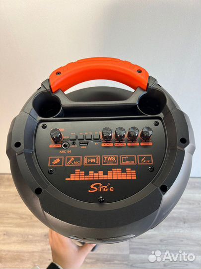 Портативная колонка