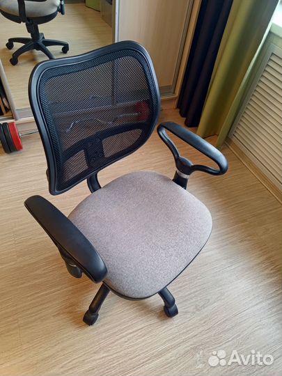 Компьютерный стул