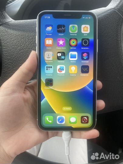 iPhone Xr, 64 ГБ