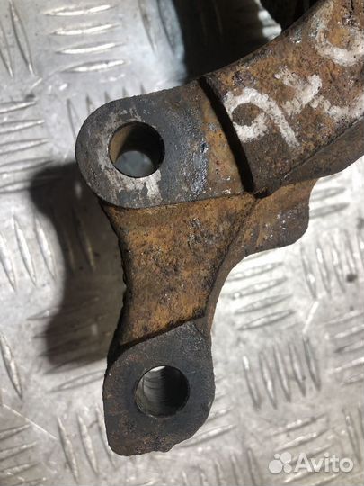 Кулак поворотный передний левый Opel Astra H