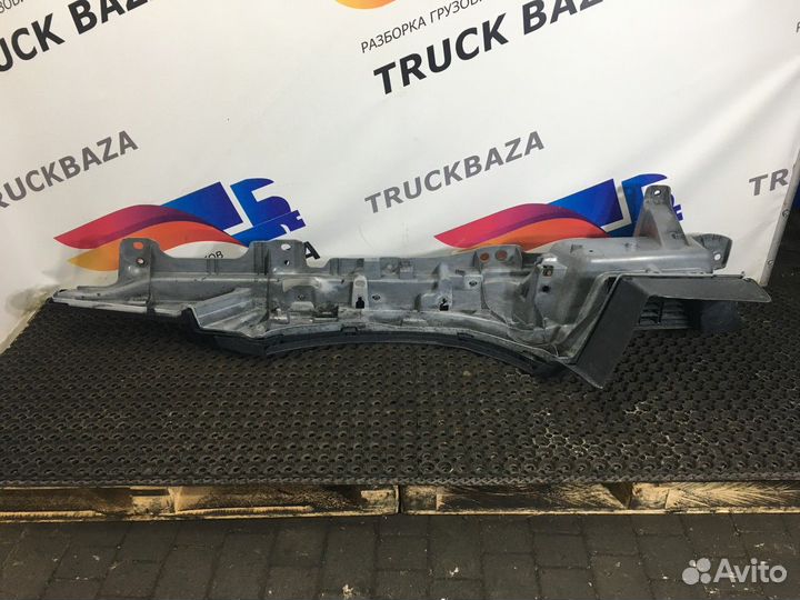 Корпус подножки левый Renault T