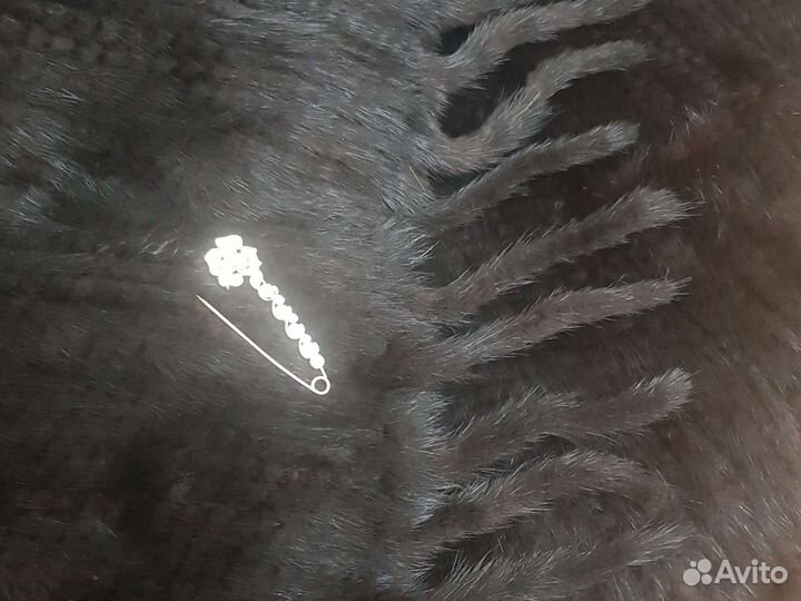 Платок шаль из норки с карманоми