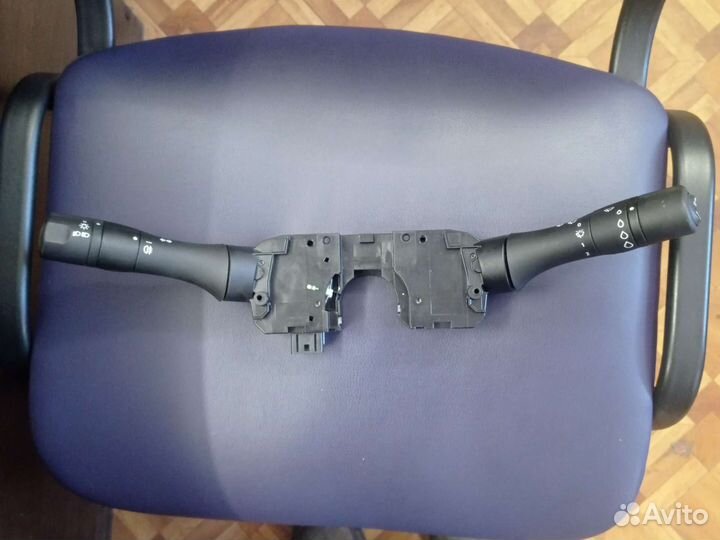 Переключатель подрулевойFluence 2010- (255670038R)