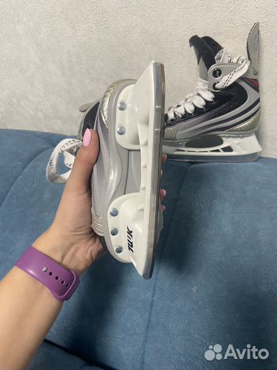 Коньки хоккейные детские bauer nike 26