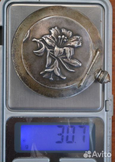 Серебряная пудреница+ флакон для духов. 875 пр. ве