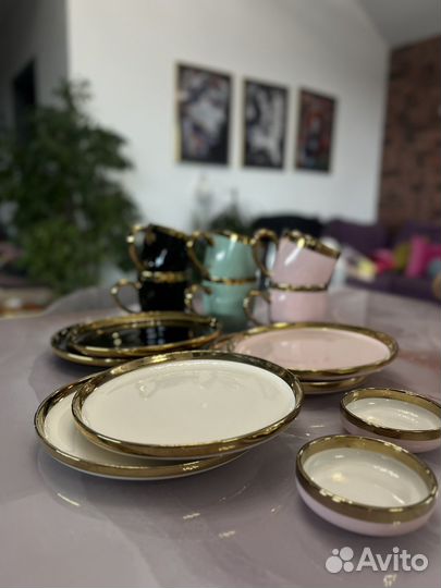 Сервиз столовый тарелки чашки на 6 персон