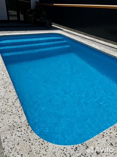 Бассейн из полипропилена 6 на 3 с лестницей