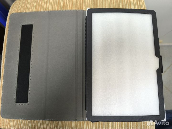 Чехол - книжка для планшета