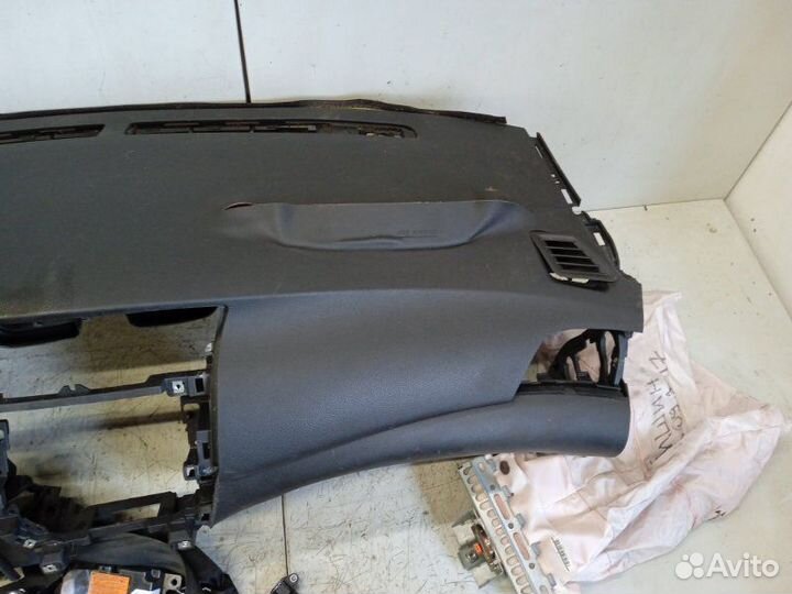 Торпедо Nissan Sentra B17 1.6 2015