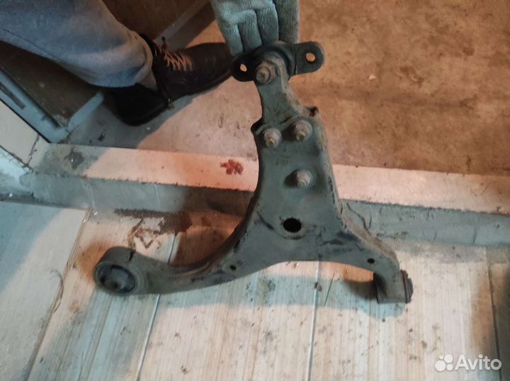 Рычаг передний правый левый киа сид 2008