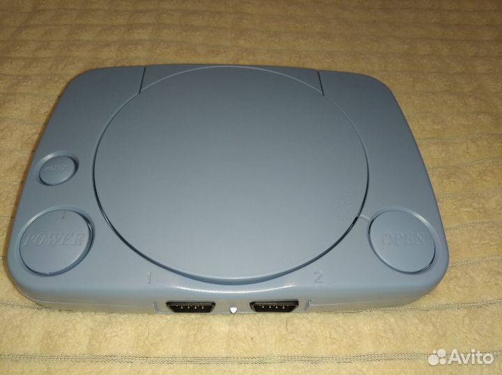 Игровая приставка 8 Bit