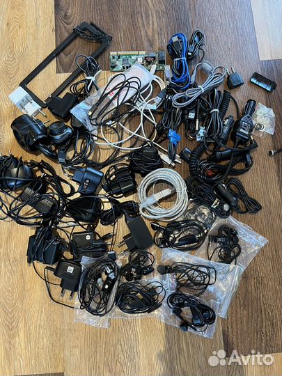 Аксессуары для телефонов