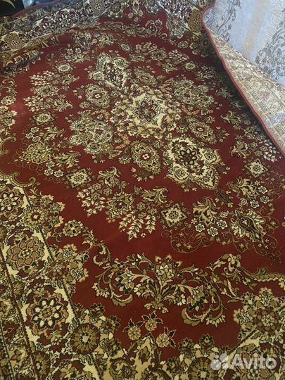 Ковер шерстяной