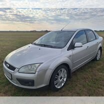 Ford Focus 1.8 MT, 2006, 262 000 км, с пробегом, цена 500 000 руб.