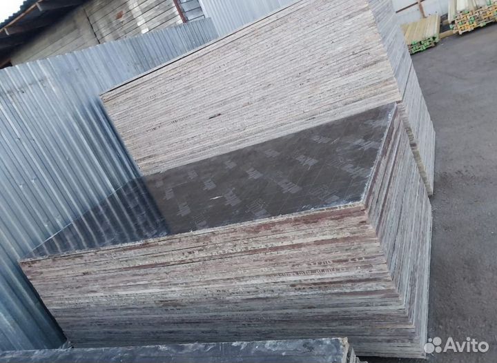 Фанера ламинированная 18 мм. Аренда