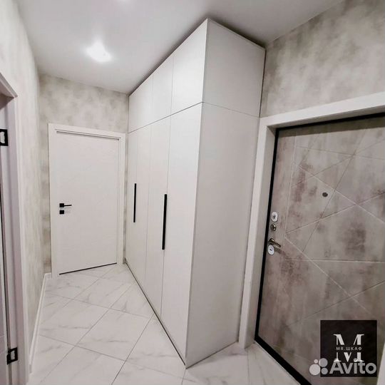 Шкаф распашной с фрезеровкой