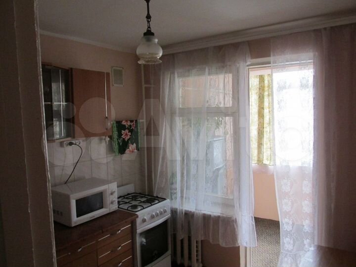 2-к. квартира, 40 м², 2/8 эт.