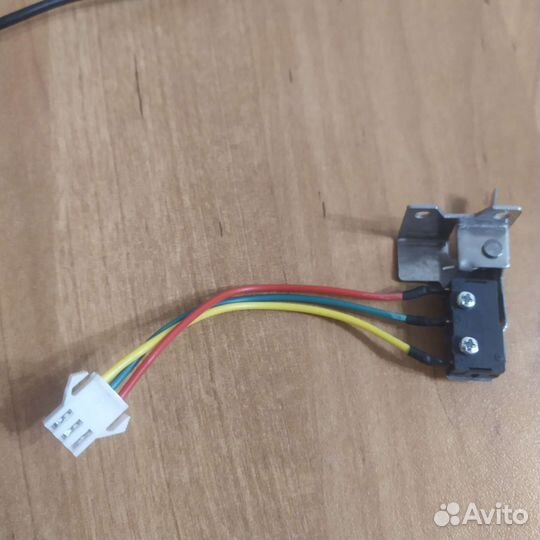 Микровыключатель для газовых колонок