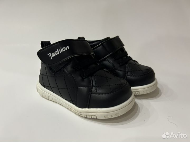 Ботинки для первых шагов