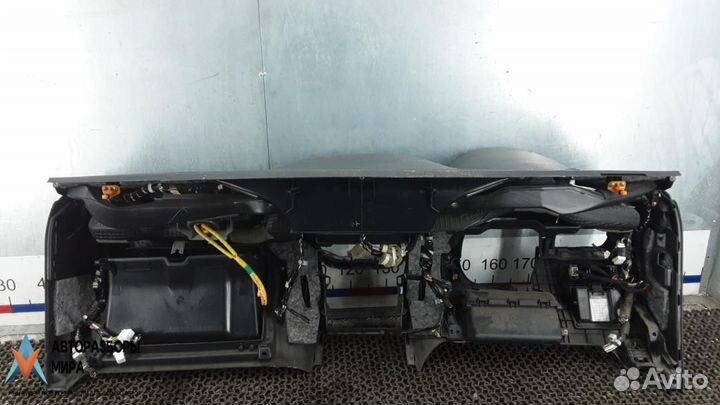 Панель передняя салона (торпедо) Toyota RAV4