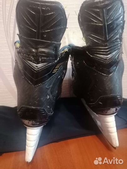 Хоккейные коньки bauer