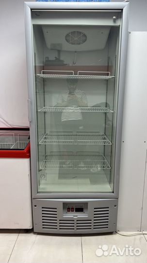 Холодильник витрина шкаф