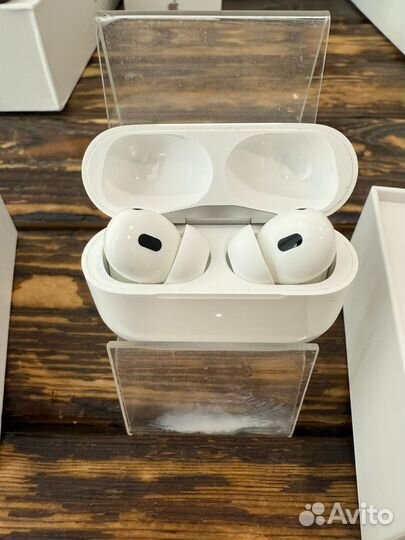 Apple AirPods Pro 2-е поколение USB-C