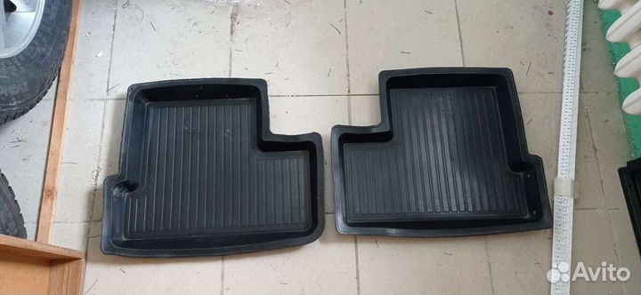 Автомобильные коврики резиновые