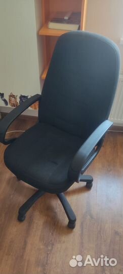 Компьютерное кресло