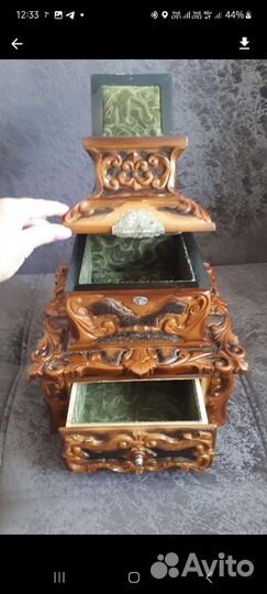 Шкатулка из дерева ручной работы