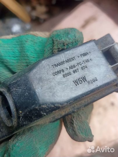 Фонарь подсветки номера Renault 8200957874