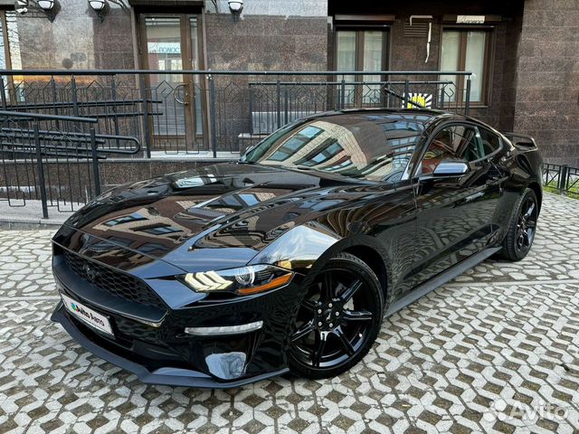 Ford Mustang 2.3 AT, 2019, 52 000 км с пробегом, цена 2890000 руб.