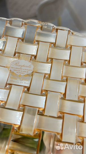 Тортница на ножке