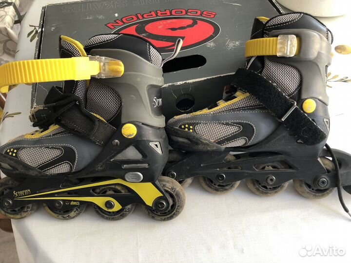 Роликовые коньки