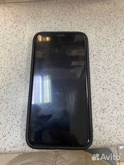 iPhone 11 Pro, 64 ГБ