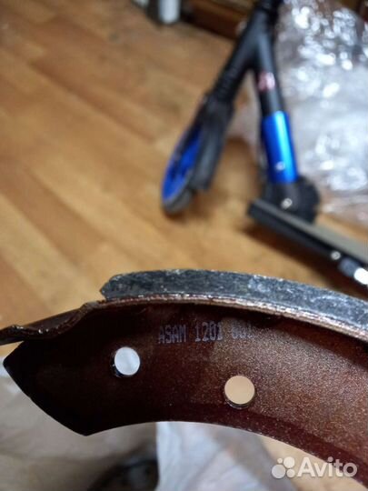 Тормозные колодки Рено Sandero