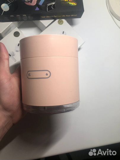 Розовый вентилятор