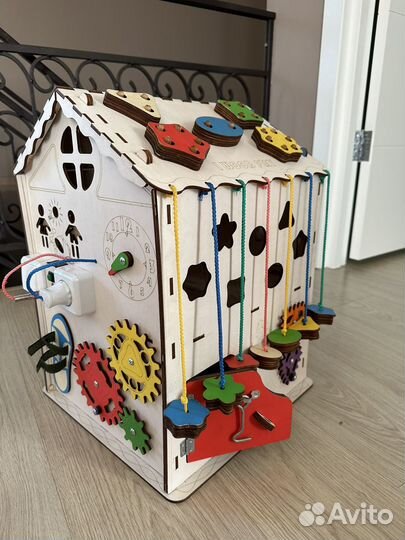 Бизиборд домик со светом большой