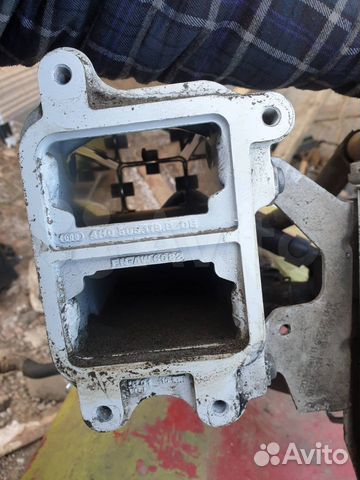 Кронштейн усилителя переднего бампера Ауди А8 Д4