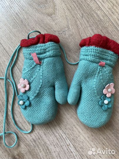Продаются носочки и варежки