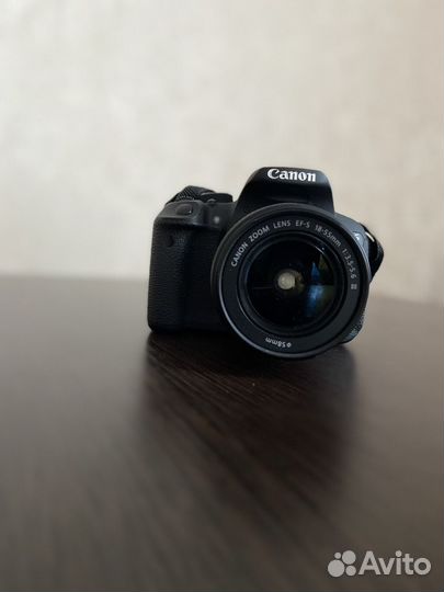 Зеркальный фотоаппарат canon 700d