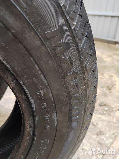 Matador MPS 330 Maxilla 2 215/75 R16C 113R