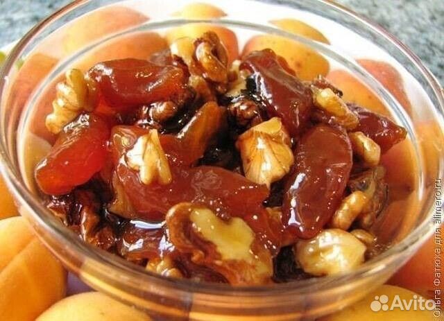 Варенье из айвы с грецким орехом