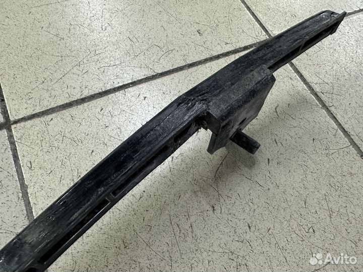 Усилитель переднего бампера Мохав Kia Mohave