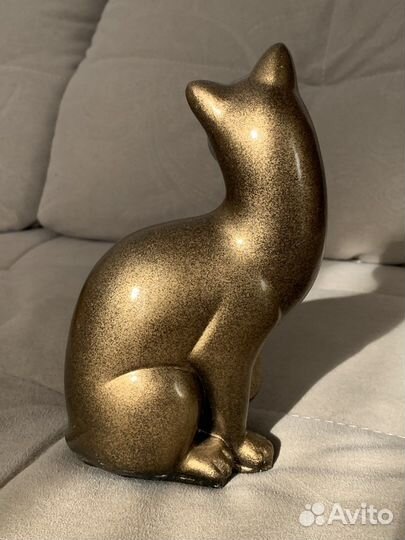 Фигурка кошки 