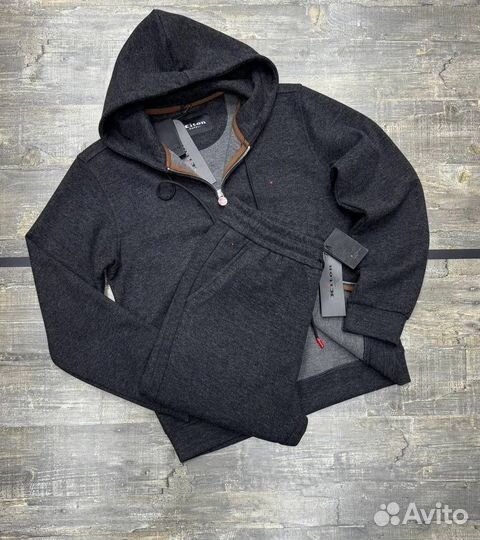 Мужской костюм kiton